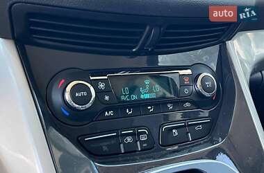 Минивэн Ford C-Max 2016 в 