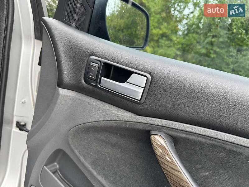 Мінівен Ford C-Max 2010 в Дрогобичі
