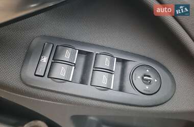 Минивэн Ford C-Max 2010 в 