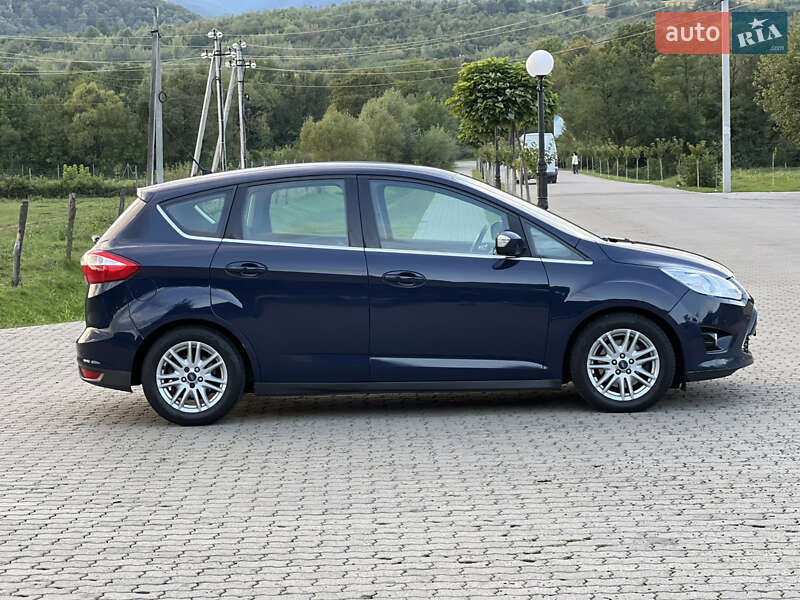 Минивэн Ford C-Max 2013 в Сваляве