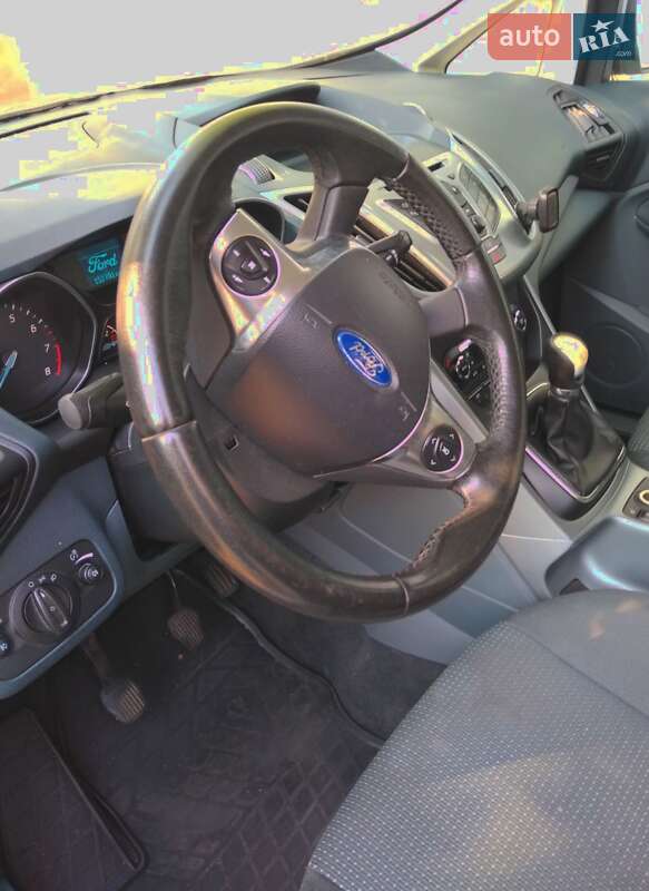 Минивэн Ford C-Max 2013 в Киеве