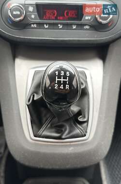 Минивэн Ford C-Max 2009 в 