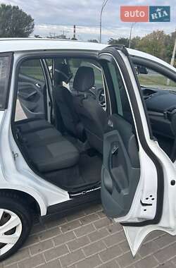 Минивэн Ford C-Max 2013 в 