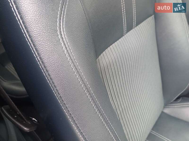 Мінівен Ford C-Max 2013 в Черкасах фото 21 Мінівен Ford C-Max 2013 в Черкасах