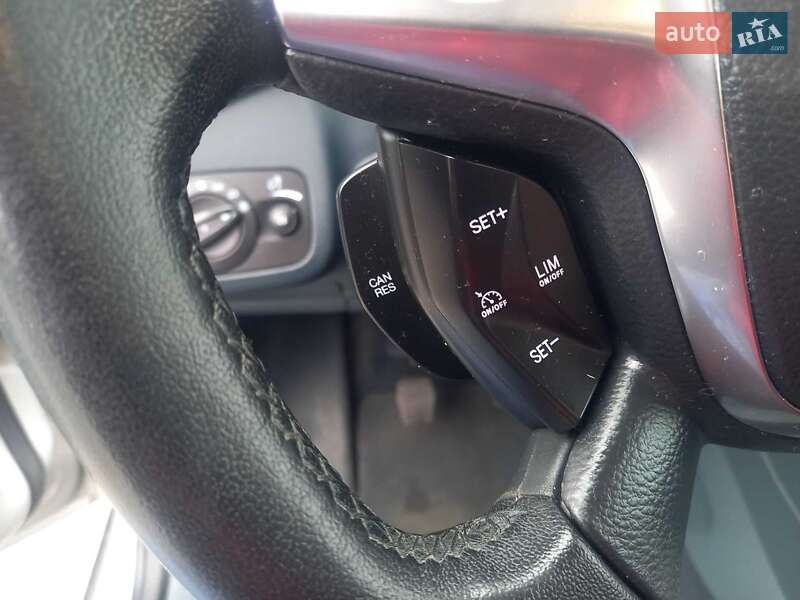 Мінівен Ford C-Max 2013 в Черкасах фото 36 Мінівен Ford C-Max 2013 в Черкасах