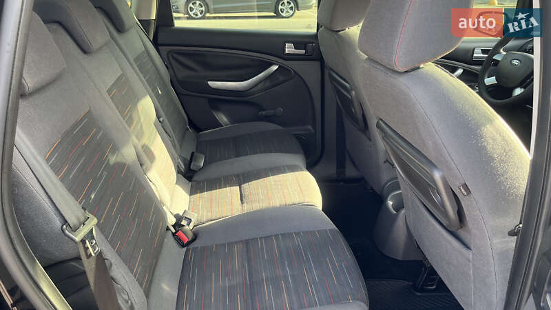 Минивэн Ford C-Max 2008 в Киеве