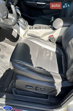 Мінівен Ford C-Max 2015 в 
