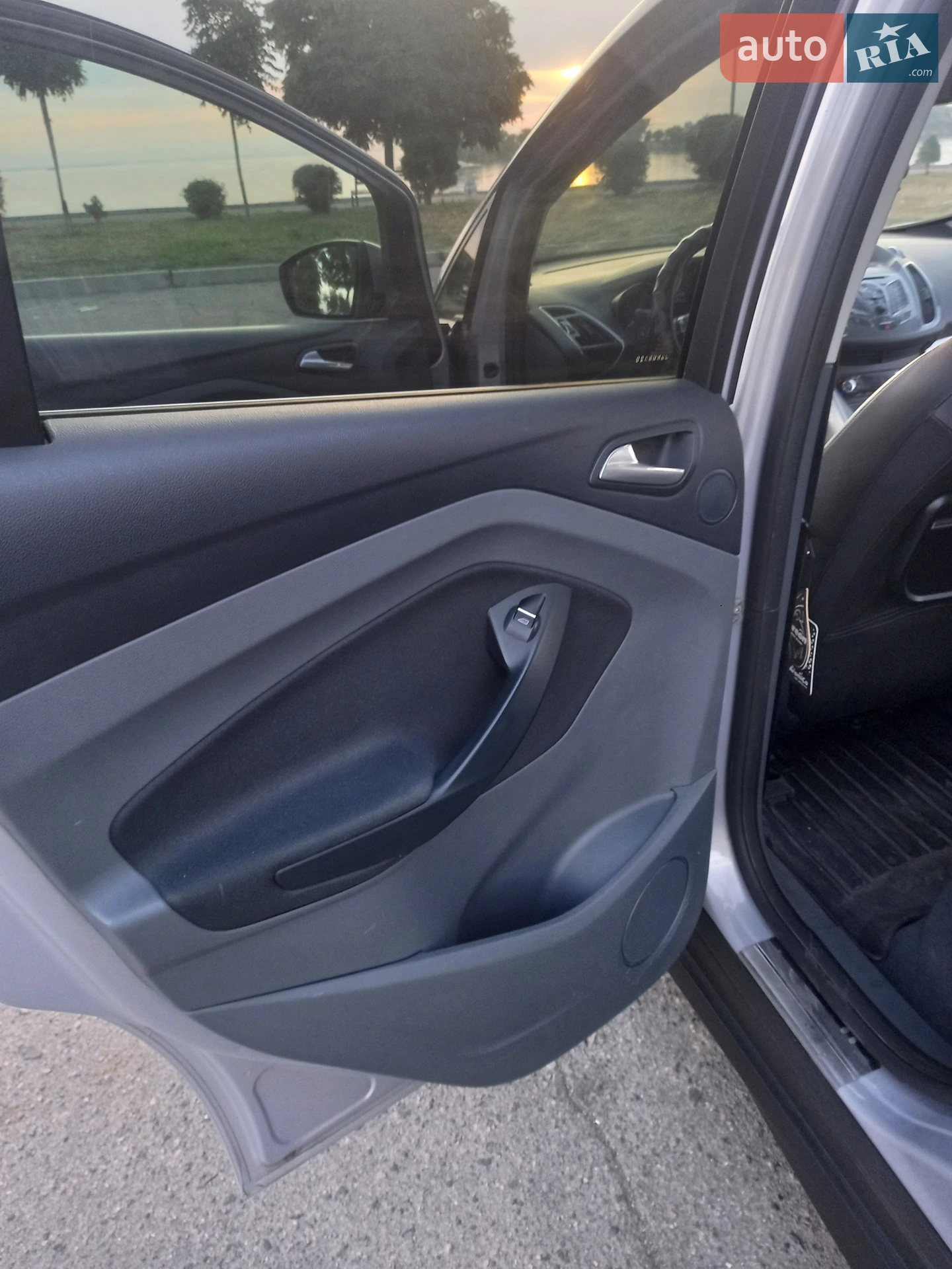 2011 Ford C-MAX - мініатюра 10