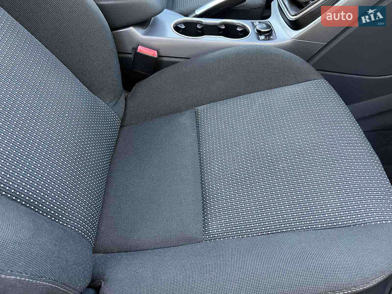 Минивэн Ford C-Max 2015 в Киеве