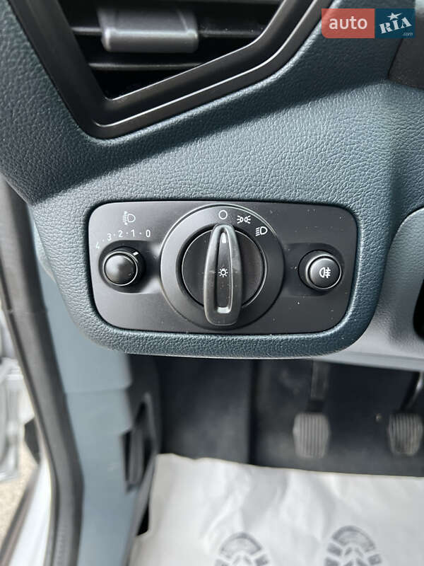 Мінівен Ford C-Max 2011 в Дубні