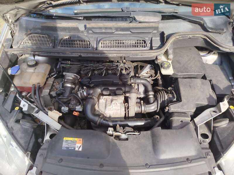 Мінівен Ford C-Max 2009 в Синельниковому