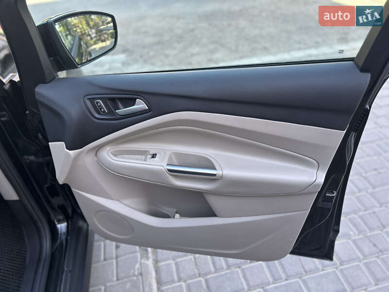 Минивэн Ford C-Max 2014 в Великом Дальнике