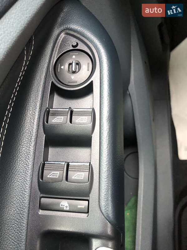 Минивэн Ford C-Max 2011 в Стрые