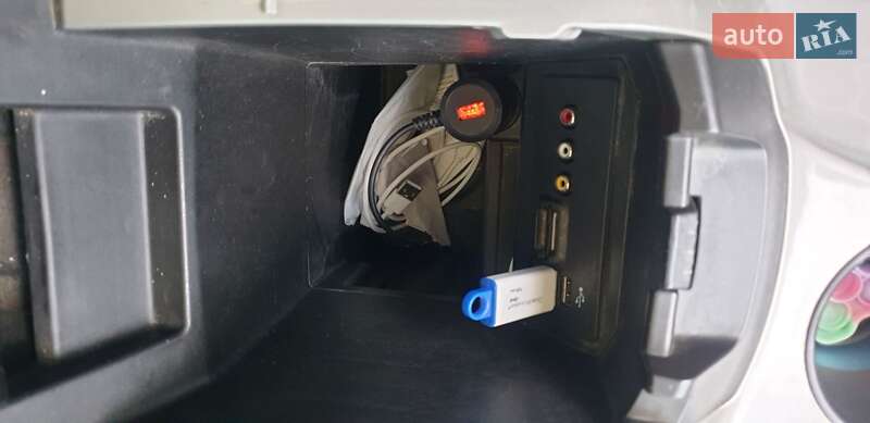 Минивэн Ford C-Max 2013 в Днепре фото 3 Минивэн Ford C-Max 2013 в Днепре