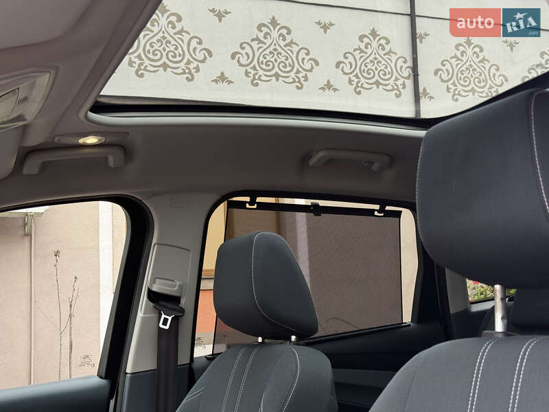 Минивэн Ford C-Max 2011 в Стрые