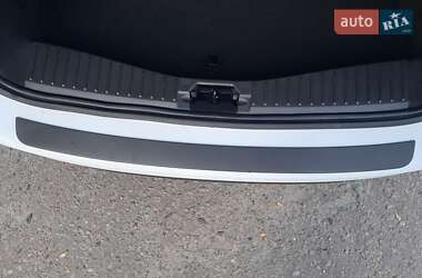 Минивэн Ford C-Max 2019 в 