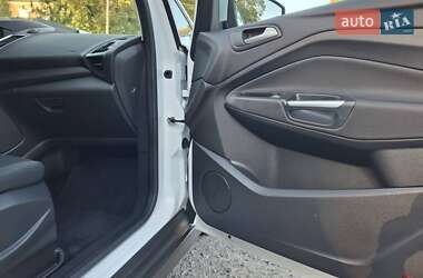 Минивэн Ford C-Max 2019 в 