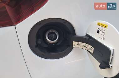 Минивэн Ford C-Max 2019 в 