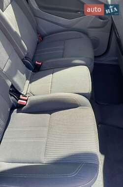Мінівен Ford C-Max 2011 в 