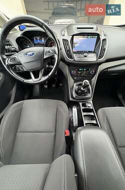 Минивэн Ford C-Max 2016 в 