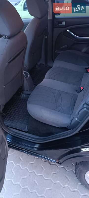 Минивэн Ford C-Max 2010 в Переяславе