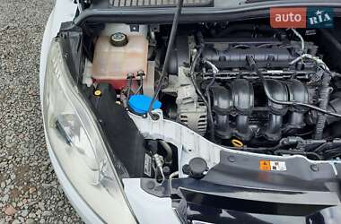 Мінівен Ford C-Max 2011 в 