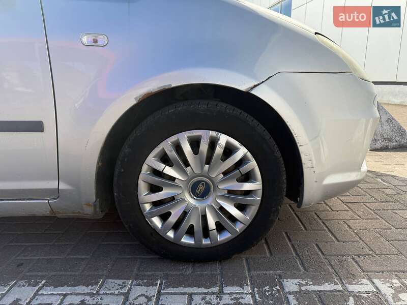 Минивэн Ford C-Max 2007 в Львове