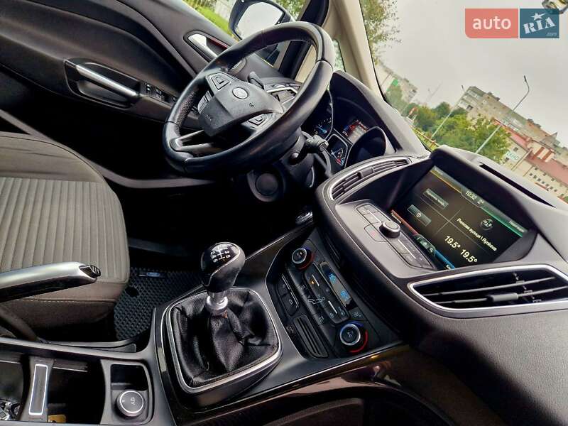 Минивэн Ford C-Max 2015 в Калуше