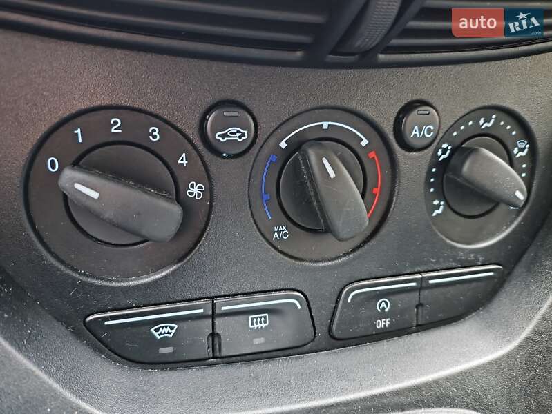 Мінівен Ford C-Max 2012 в Рівному