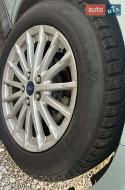 Мінівен Ford C-Max 2014 в 