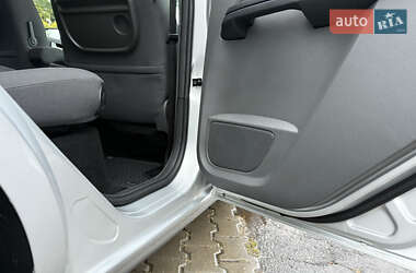 Минивэн Ford C-Max 2006 в 
