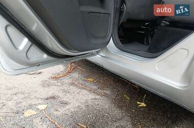Мінівен Ford C-Max 2006 в 