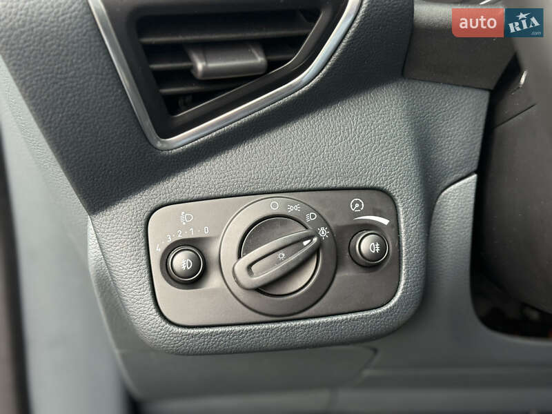 Минивэн Ford C-Max 2012 в Стрые