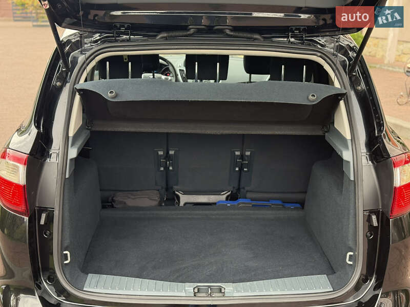 Минивэн Ford C-Max 2012 в Стрые