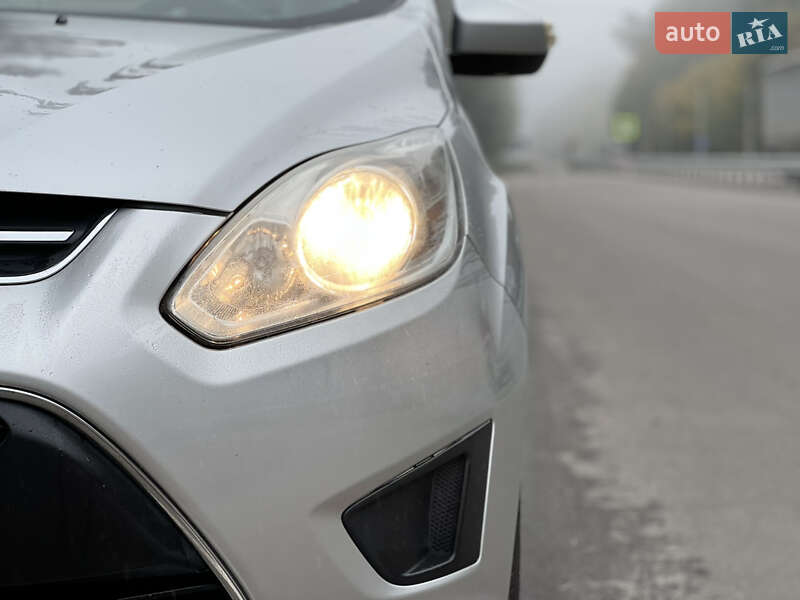 Минивэн Ford C-Max 2011 в Дубно