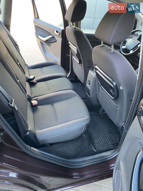 Мінівен Ford C-Max 2009 в Рівному фото 19 Мінівен Ford C-Max 2009 в Рівному