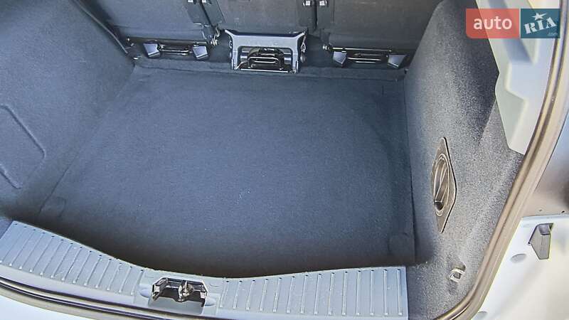 Минивэн Ford C-Max 2010 в Золочеве