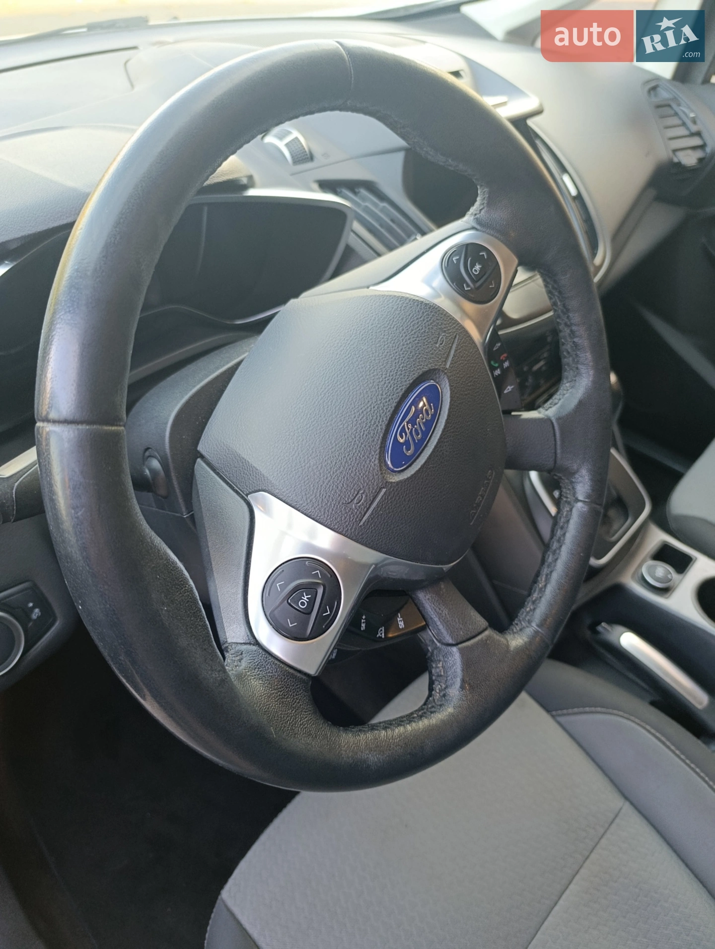 2017 Ford C-MAX - мініатюра 25