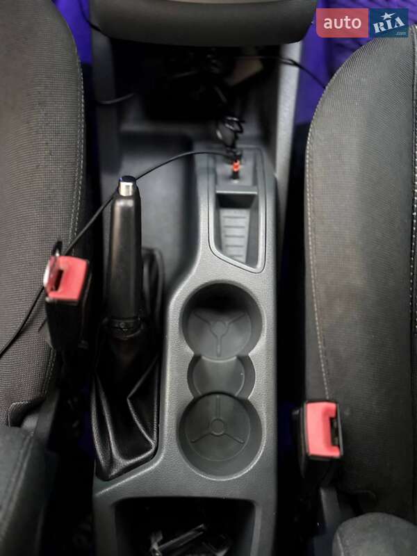 Минивэн Ford C-Max 2010 в Луцке