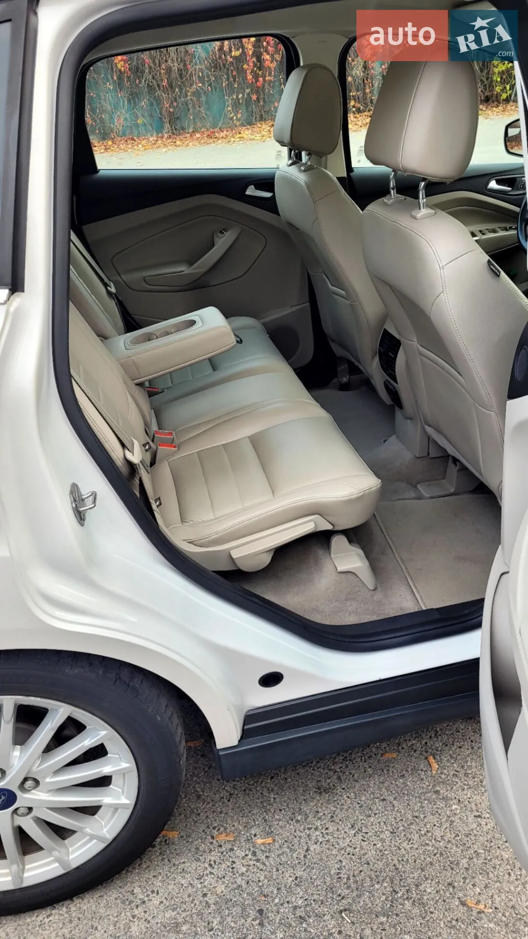 2015 Ford C-MAX - мініатюра 11