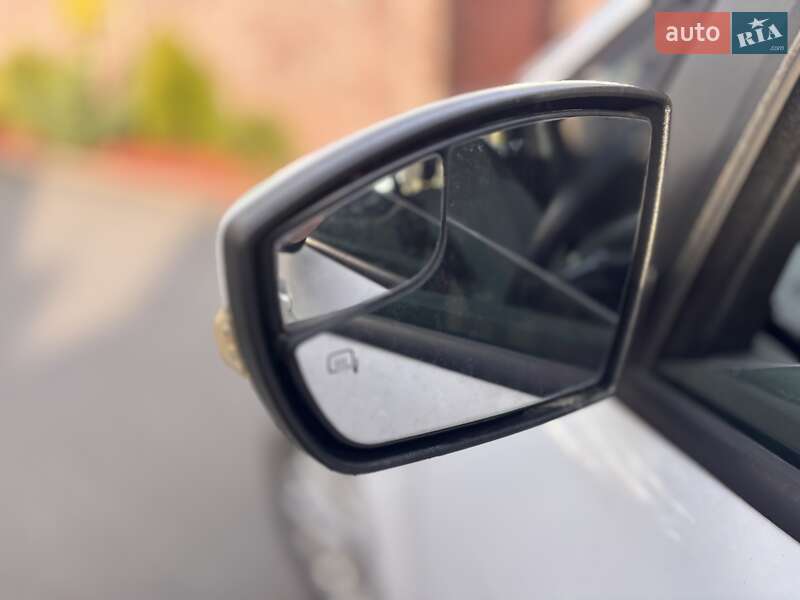 Мінівен Ford C-Max 2017 в Житомирі