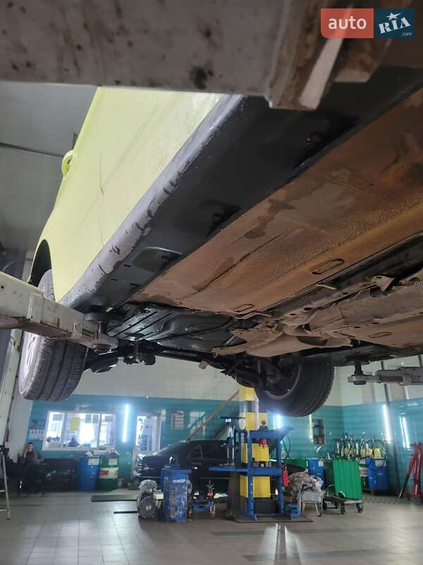 Минивэн Ford C-Max 2012 в Калуше фото 34 Минивэн Ford C-Max 2012 в Калуше