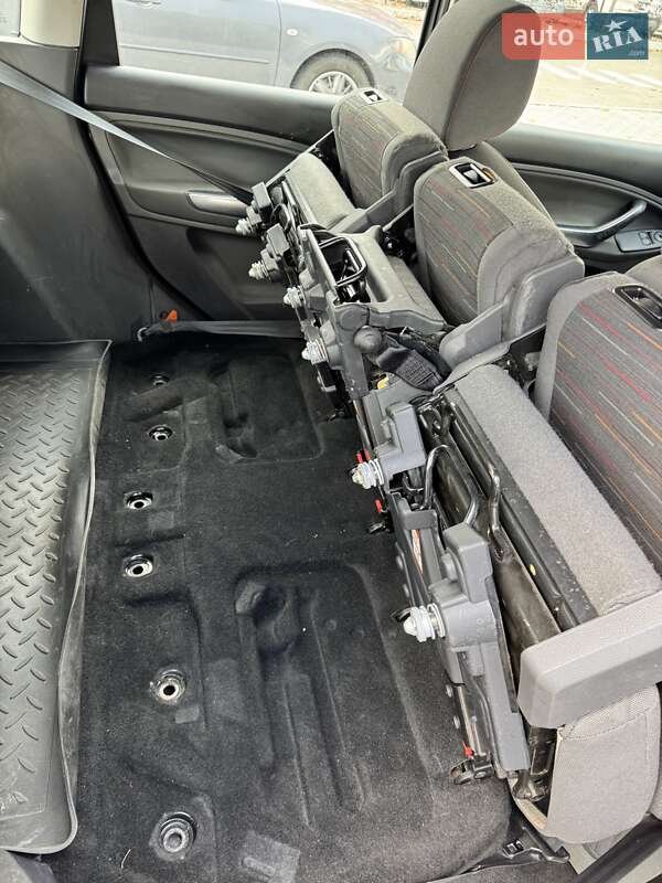 Мінівен Ford C-Max 2010 в Києві фото 14 Мінівен Ford C-Max 2010 в Києві