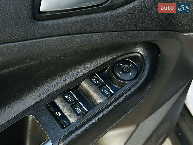 Мінівен Ford C-Max 2016 в Харкові