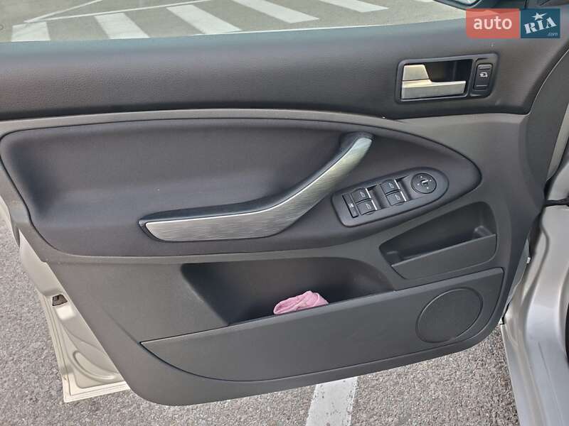 Мінівен Ford C-Max 2008 в Житомирі фото 21 Мінівен Ford C-Max 2008 в Житомирі