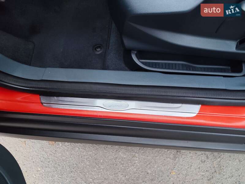 Минивэн Ford C-Max 2011 в Звягеле фото 32 Минивэн Ford C-Max 2011 в Звягеле