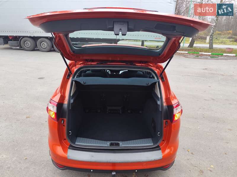 Минивэн Ford C-Max 2011 в Звягеле фото 51 Минивэн Ford C-Max 2011 в Звягеле
