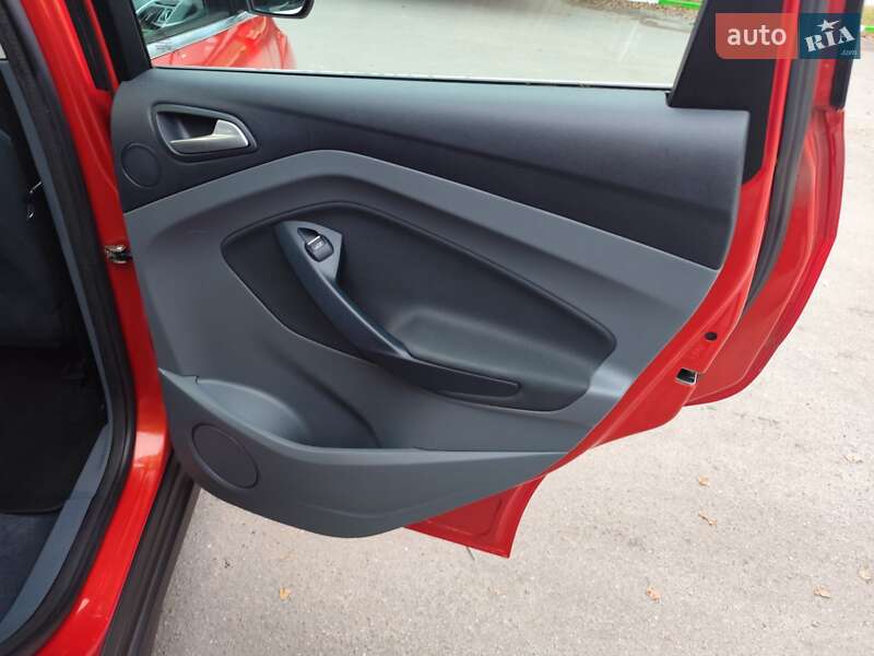 Минивэн Ford C-Max 2011 в Звягеле фото 61 Минивэн Ford C-Max 2011 в Звягеле