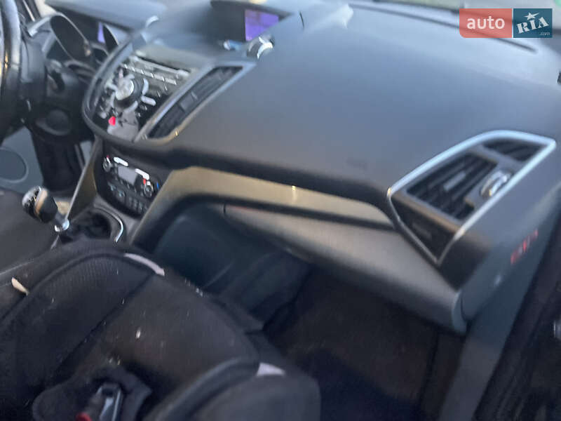 Минивэн Ford C-Max 2012 в Сколе фото 10 Минивэн Ford C-Max 2012 в Сколе