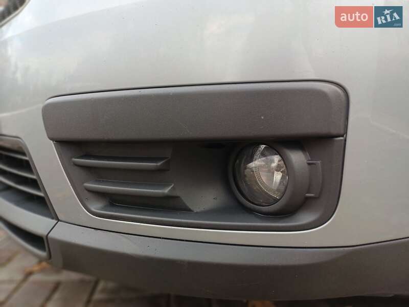 Минивэн Ford C-Max 2005 в Дрогобыче фото 35 Минивэн Ford C-Max 2005 в Дрогобыче